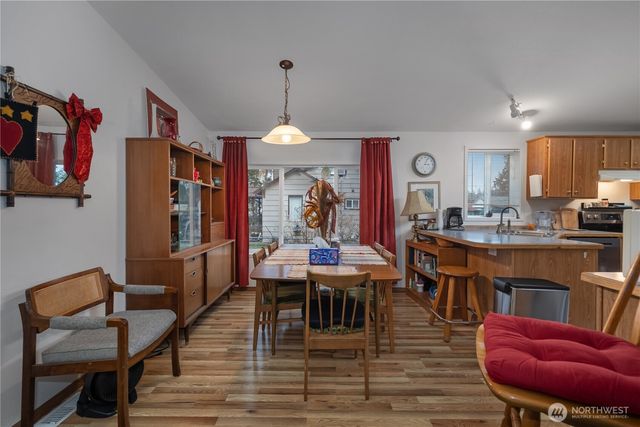 321 E F Street, Shelton, WA 98584