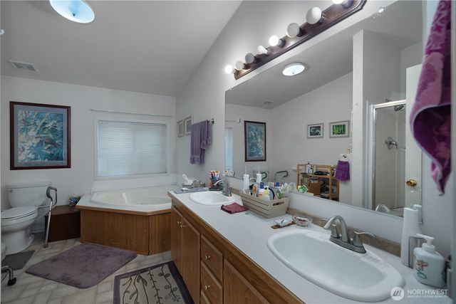 321 E F Street, Shelton, WA 98584