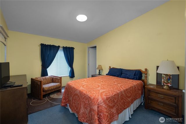 321 E F Street, Shelton, WA 98584