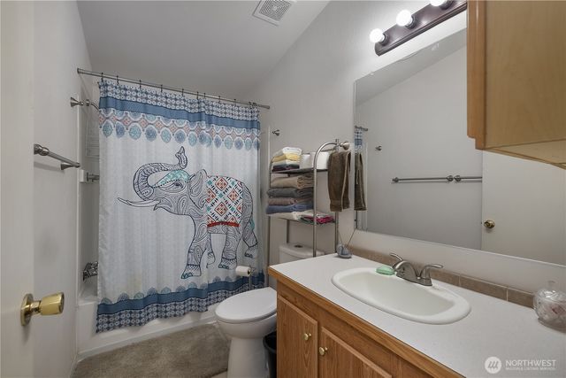 321 E F Street, Shelton, WA 98584