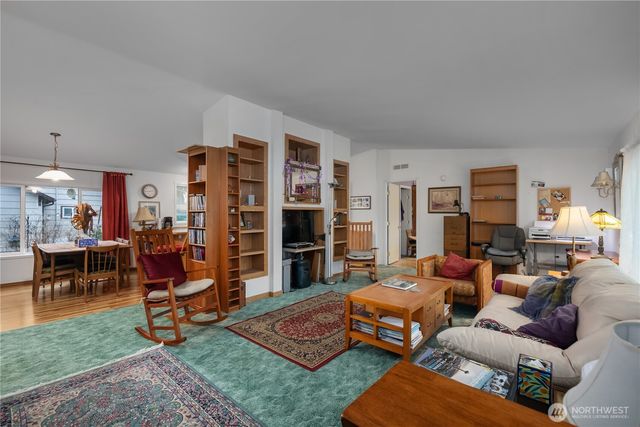 321 E F Street, Shelton, WA 98584