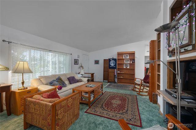 321 E F Street, Shelton, WA 98584