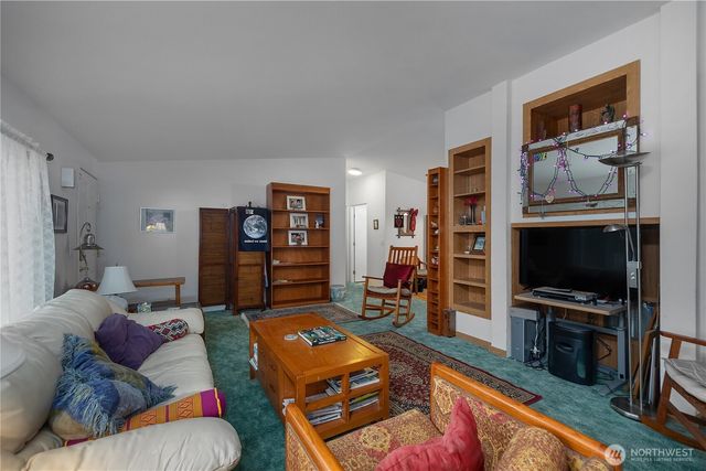 321 E F Street, Shelton, WA 98584