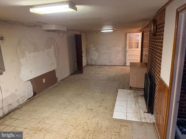 9309 TUCKERMAN ST, Lanham, MD 20706