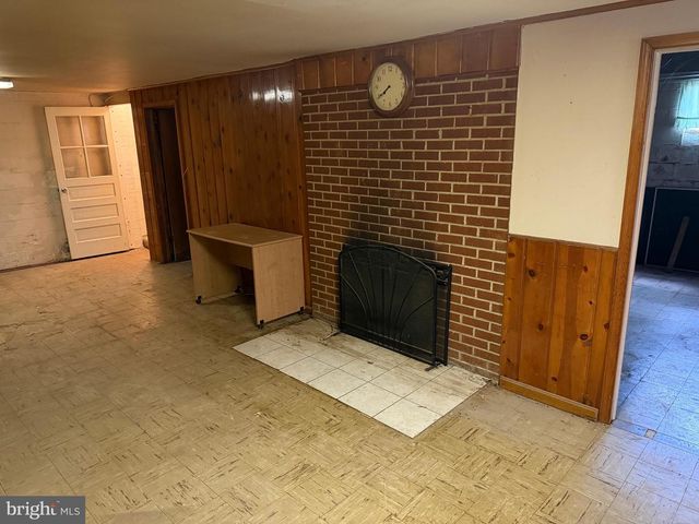 9309 TUCKERMAN ST, Lanham, MD 20706