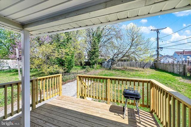 100 FULLER AVE, Baltimore, MD 21206