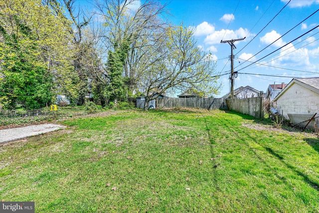 100 FULLER AVE, Baltimore, MD 21206