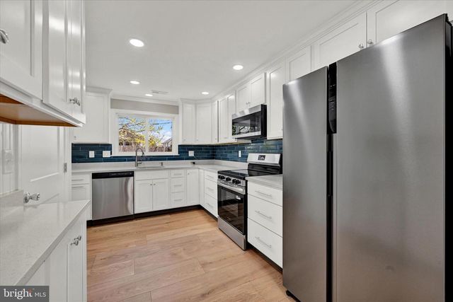 100 FULLER AVE, Baltimore, MD 21206