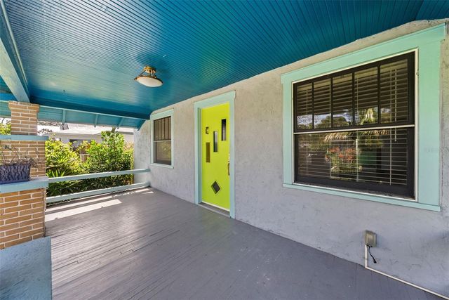 1024 23RD AVENUE N, St Petersburg, FL 33704