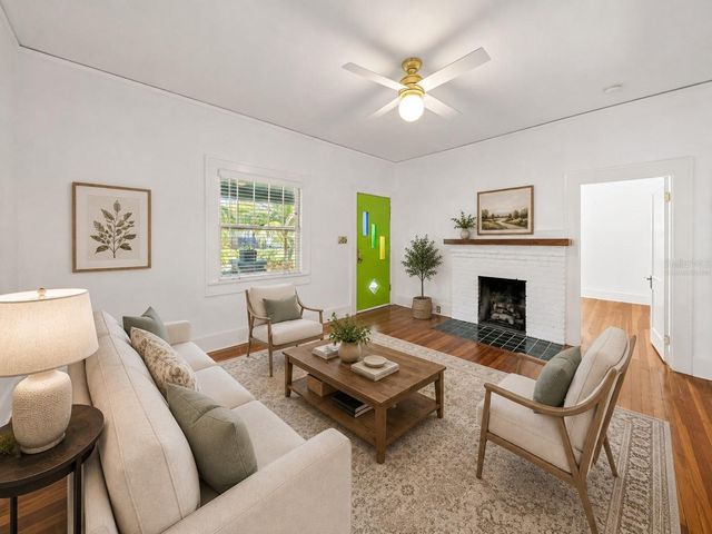 1024 23RD AVENUE N, St Petersburg, FL 33704