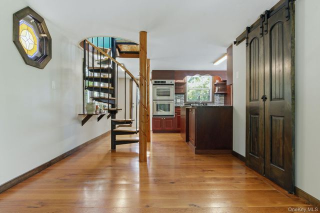 27 Rumsey Road, Greenwood Lake, NY 10925