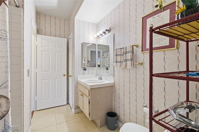 5225 West Reno Avenue 205, Las Vegas, NV 89118