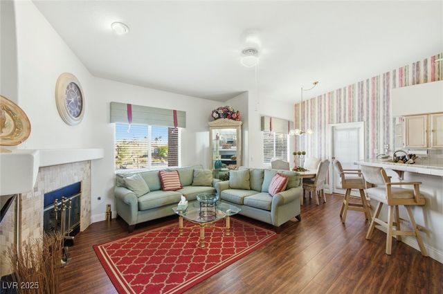 5225 West Reno Avenue 205, Las Vegas, NV 89118