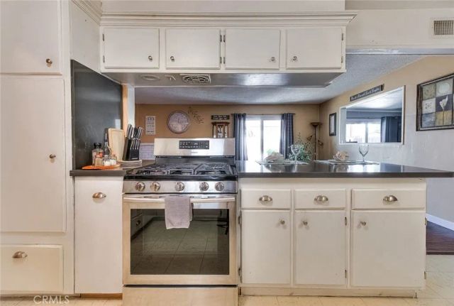 11229 Town Country South, Riverside, CA 92505