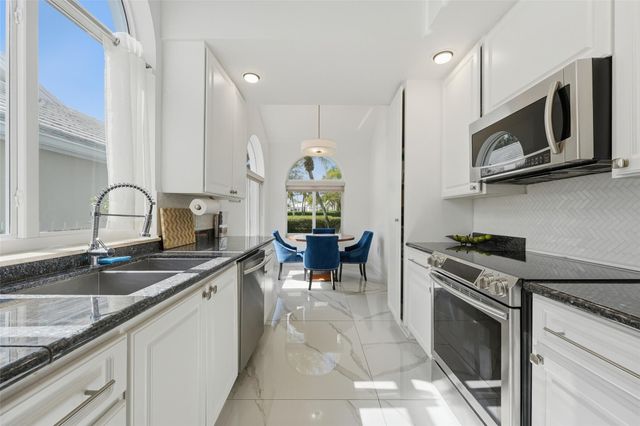 1530 Wilderness Road, West Palm Beach, FL 33409