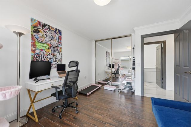 1530 Wilderness Road, West Palm Beach, FL 33409