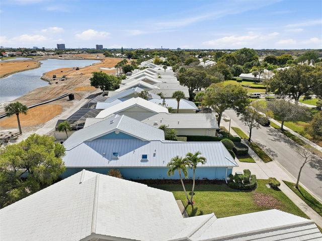 1530 Wilderness Road, West Palm Beach, FL 33409