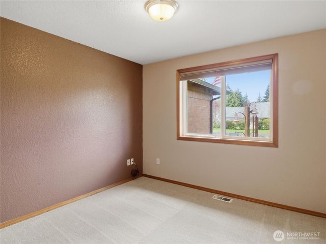 3135 74th Avenue SE, Olympia, WA 98501