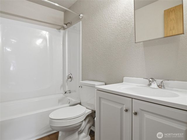 3135 74th Avenue SE, Olympia, WA 98501