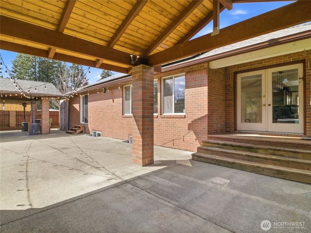 3135 74th Avenue SE, Olympia, WA 98501