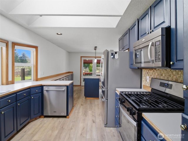 3135 74th Avenue SE, Olympia, WA 98501