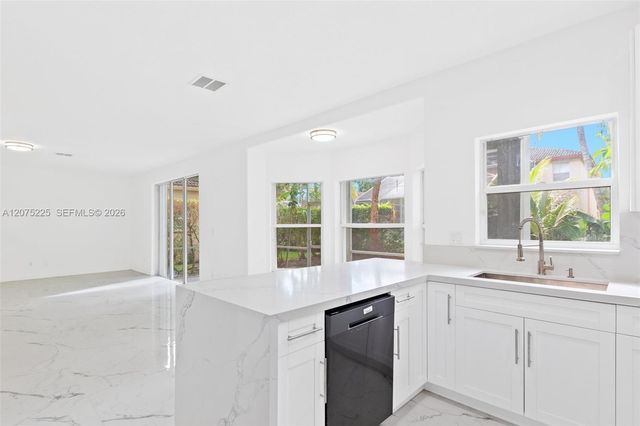 15842 SW 14 Street, Pembroke Pines, FL 33027