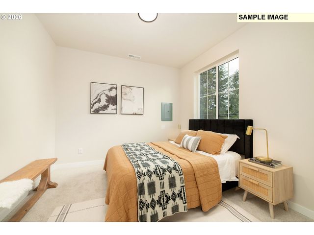 5695 Se 60th Ave, Portland, OR 97206