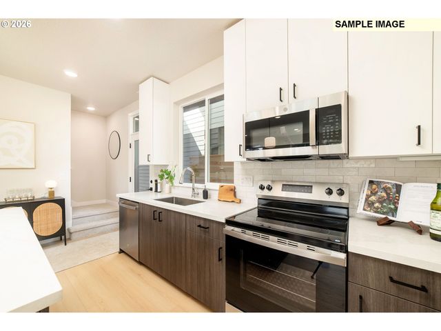 5695 Se 60th Ave, Portland, OR 97206