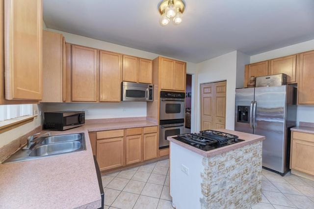 2803 Discovery Drive, Plainfield, IL 60586