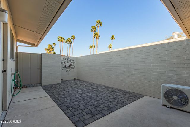 17066 N 106TH Avenue, Sun City, AZ 85373