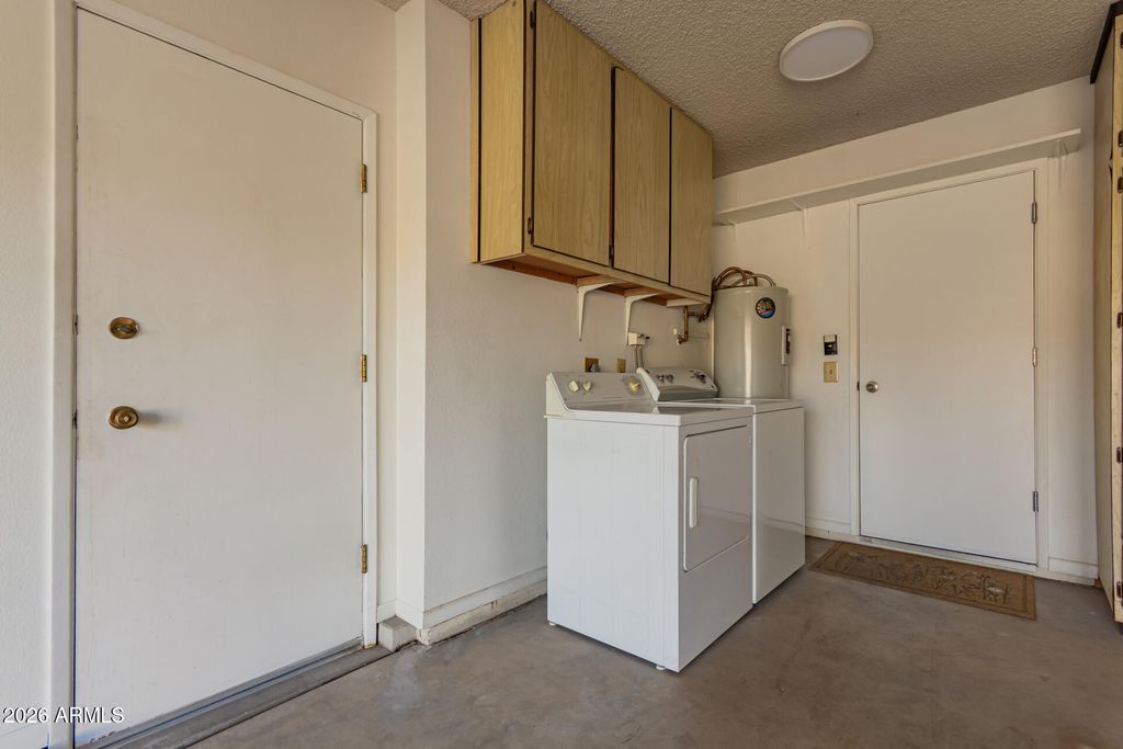 Image 24 of property listing at 17066 N 106TH Avenue, Sun City, AZ 85373