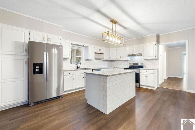 1409 HC Mathis Drive, Paducah, KY 42001