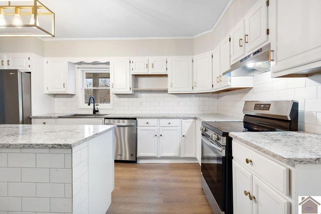 1409 HC Mathis Drive, Paducah, KY 42001