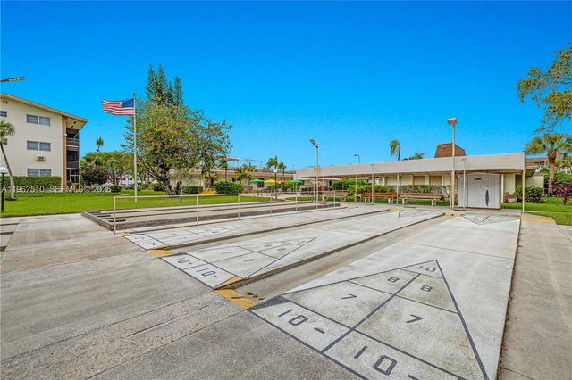 16750 NE 14th Ave 308, Miami, FL 33162