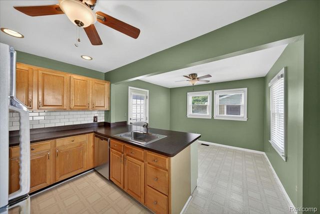 2354 Shevlin Street, Ferndale, MI 48220