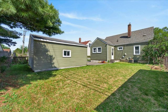 2354 Shevlin Street, Ferndale, MI 48220