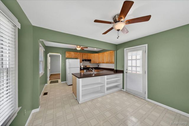 2354 Shevlin Street, Ferndale, MI 48220