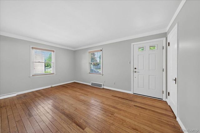 2354 Shevlin Street, Ferndale, MI 48220