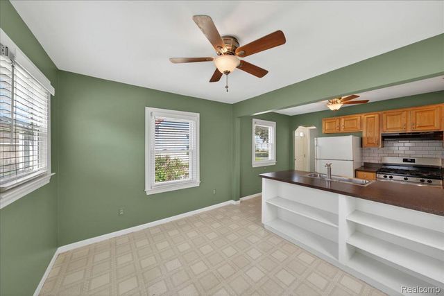 2354 Shevlin Street, Ferndale, MI 48220