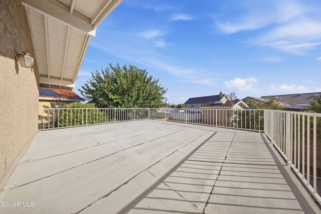 450 Fairway Drive, Palmdale, CA 93551