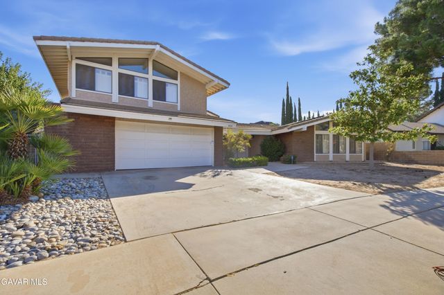 450 Fairway Drive, Palmdale, CA 93551