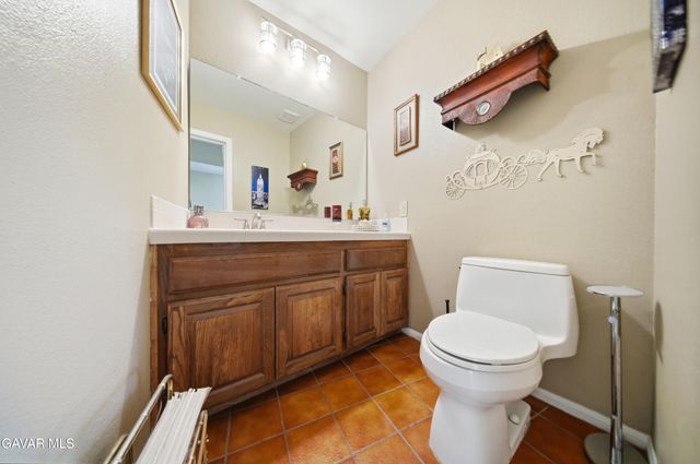 450 Fairway Drive, Palmdale, CA 93551