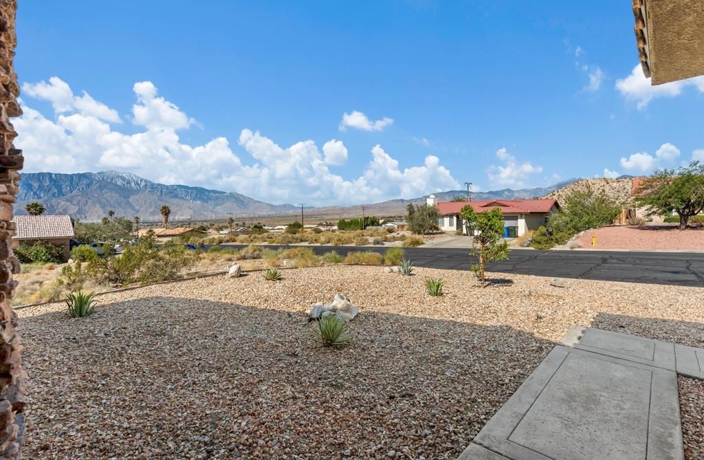 Image 36 of property listing at 9420 Vista Del Valle, Desert Hot Springs, CA 92240