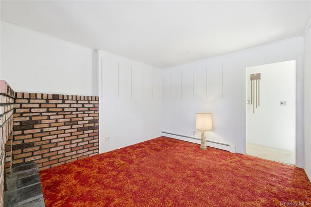 115 Red Oak Court, Port Jefferson, NY 11777