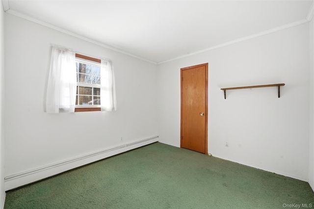 115 Red Oak Court, Port Jefferson, NY 11777