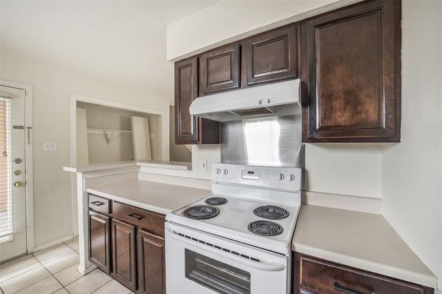 10007 Emerald Creek Drive A, Houston, TX 77070