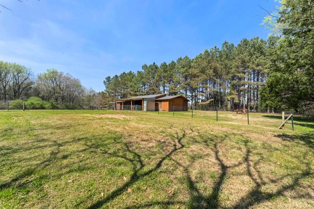 330 WILDFLOWER DR, Somerville, TN 38068