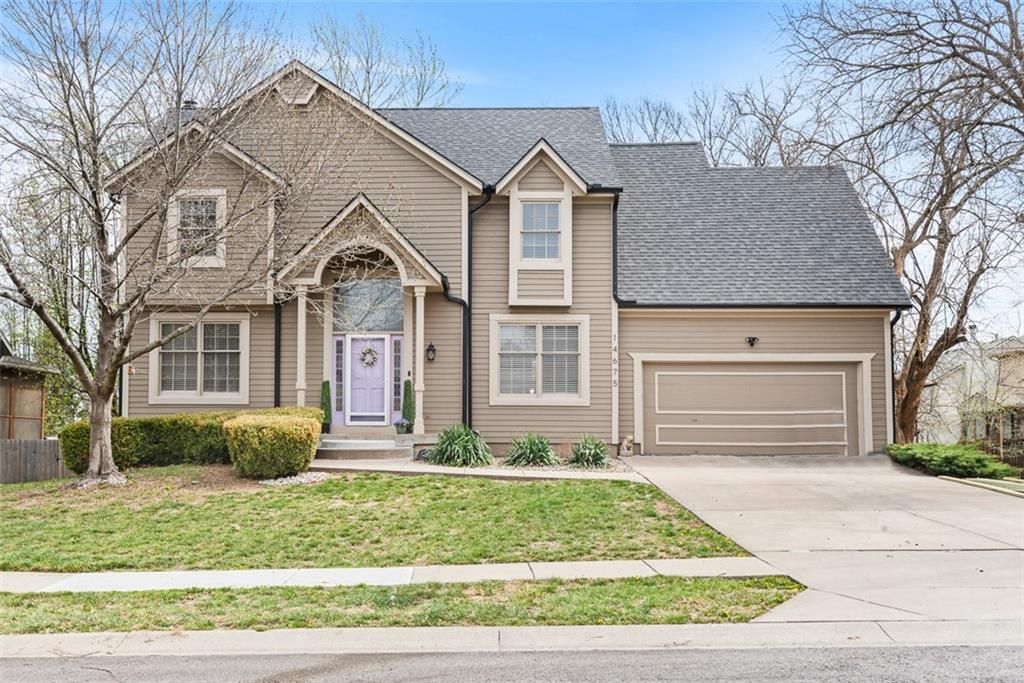 14675 S Greenwood Street, Olathe, KS 66062