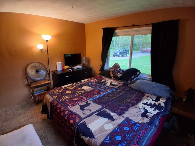 6921 N 37th Street, Richland, MI 49083
