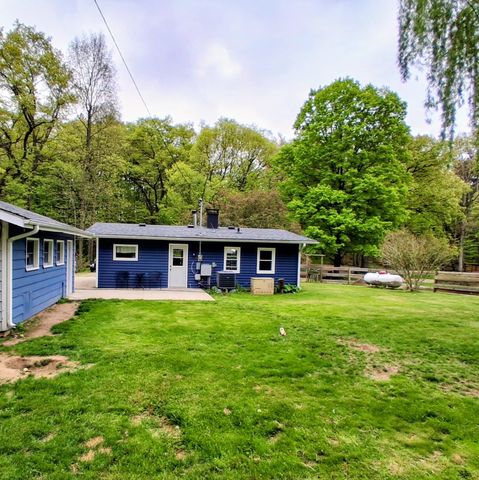 6921 N 37th Street, Richland, MI 49083